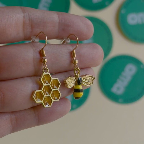 Bee Earrings new
