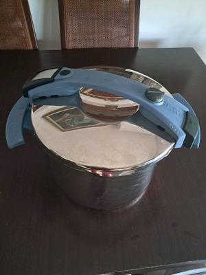 Χύτρα ταχύτητας Fissler 10 λίτρα σαν καινούργια
