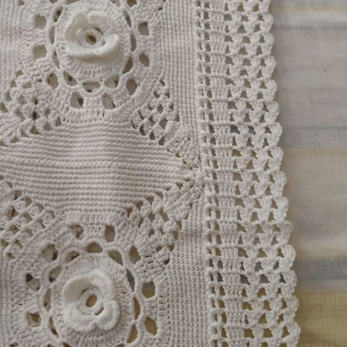 Knitted decorative blanket handmade, like new, approx. 170x195 cm