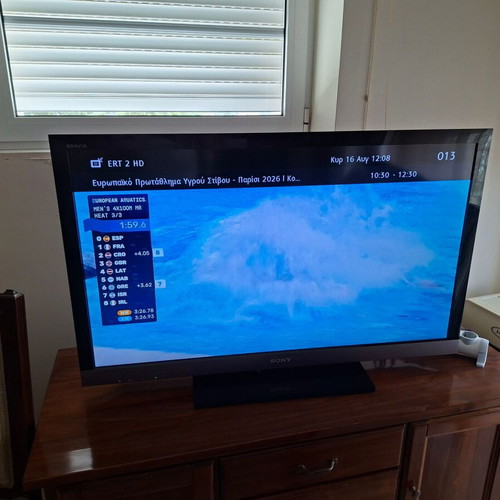 Sony Bravia KDL 40EX600 40-inch LCD TV used, full HD
