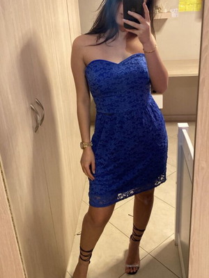 Blue lace dress like new, size M