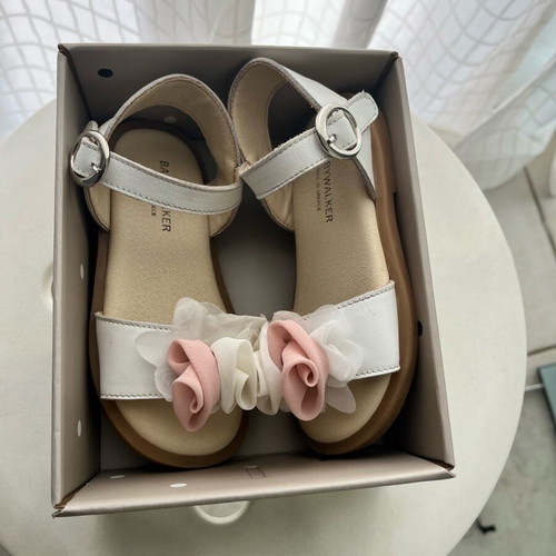 Babywalker baptism sandals size 24 like new, beige and pink