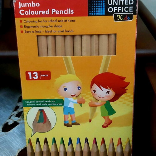 Coloured pencils pack of 13 large like new
