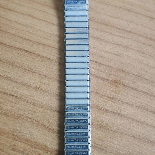 Swatch flex strap size small like new, silver