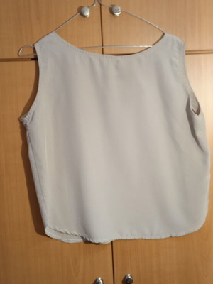 Olsen silk gray top like new