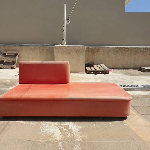 Sofa used, sturdy construction, dimensions 1.55x0.62x0.75 m