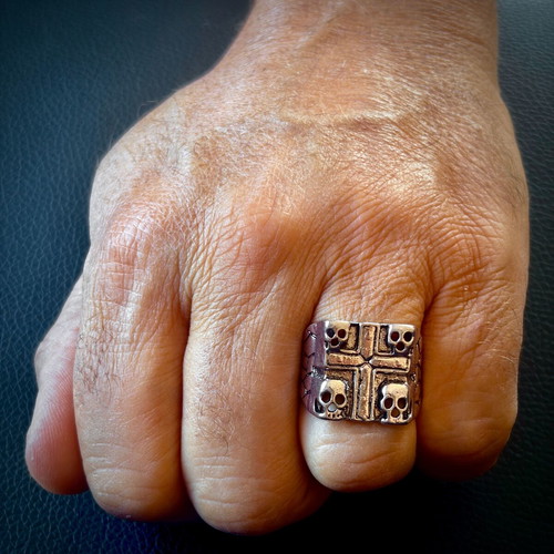 Gothic cross and skulls ring, M FORGE