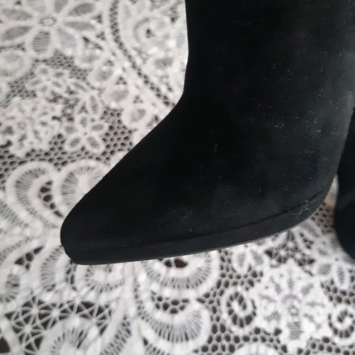 Luxury Fardoulis ankle boots 38 new, black suede with leather sole