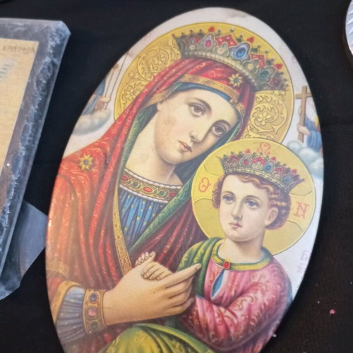 Metal religious icons used, pack of small old images