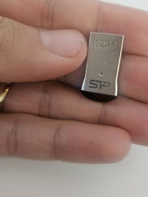 USB flash driver 32 GB like new, original