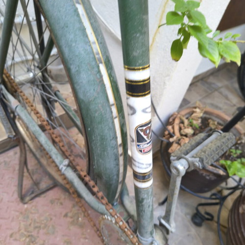 Bismarck vintage bicycle used, city type, restoration project