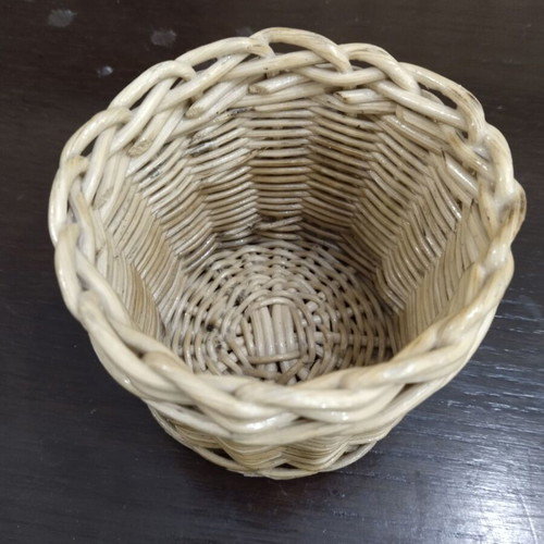 Wicker pencil holder like new