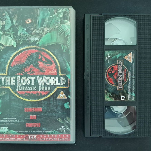 Jurassic Park The Lost World VHS like new, English audio