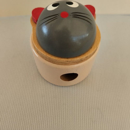 Wooden sharpener used, cat-shaped from 2000's