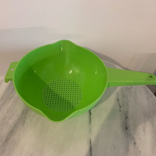 Tupperware strainer new for pasta