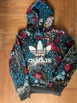 Adidas sweatshirt used, size S, black and blue