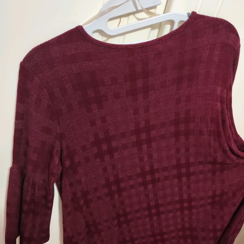 Blouse with bell sleeve used, red, Derpouli, size L