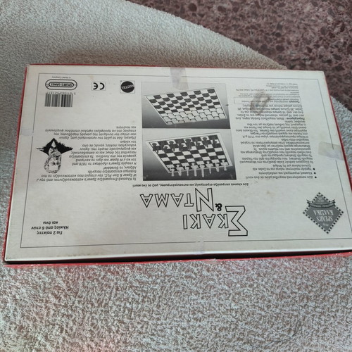 Vintage Spear's Games Chess & Checkers board game (1995)