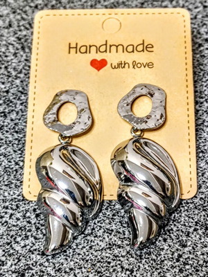 Stainless steel jewelry set with shell design, silver