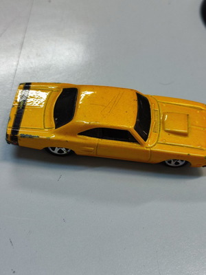 Hot Wheels Dodge 1969 Coronet Super Bee used, yellow