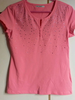 Women's cotton pink blouse like new with rhinestones