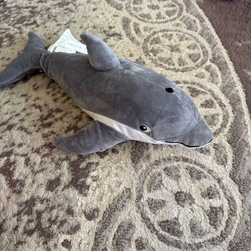 Plush dolphin like new