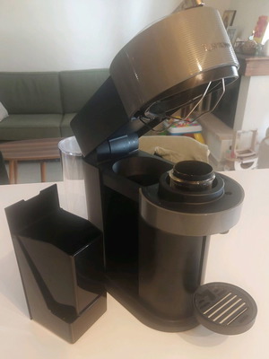 Nespresso Vertuo Next σκούρο γκρι καφετιέρα σαν καινούργιο