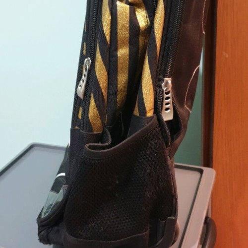 School bag used in good condition