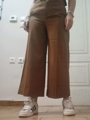 Zini pants tan like new, size M 38 10