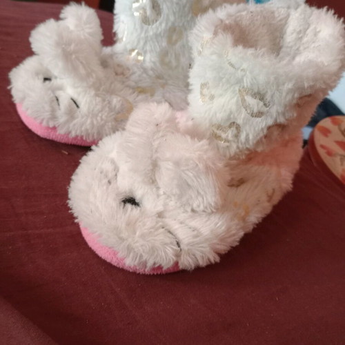 Children's slippers animals like new