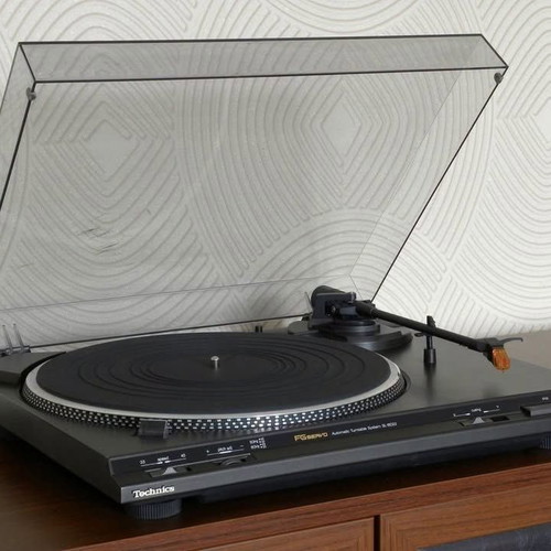 Technics SL-BD22 turntable