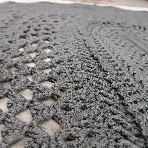Handmade rug like new 1.10×1.55 dark gray