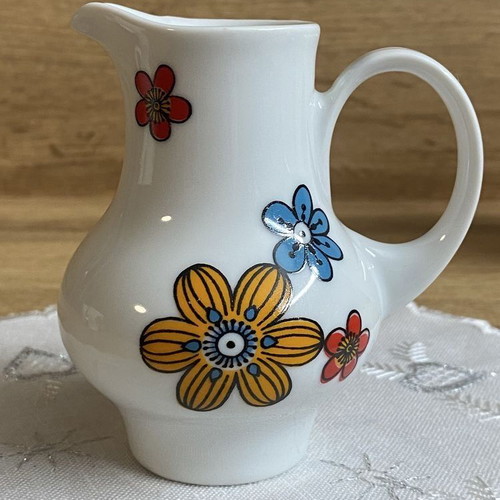 KAHLA GDR porcelain vintage set new, 6 cups, 6 saucers, 6 dessert plates