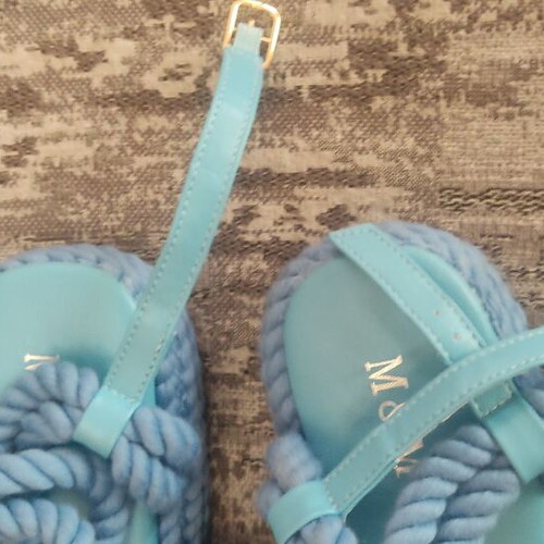 M&M Sandals like new, size 41