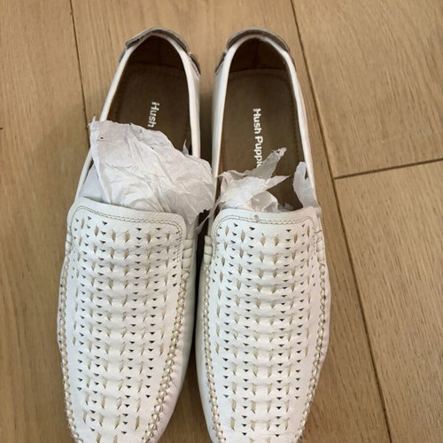 Hush Puppies white leather loafers used, size 42