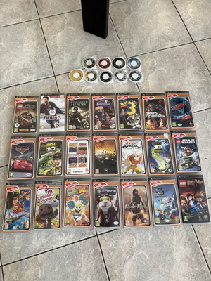 PSP game cartridges, pack of 30 for Sony PSP