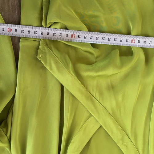 Stradivarius satin wrap-style midi dress bright green size L like new