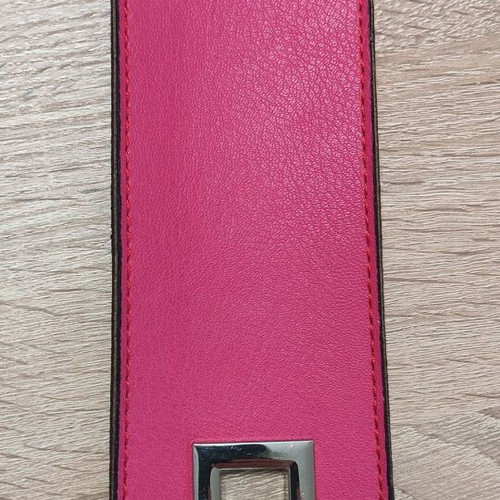 Leather closure Elegant bag with twist lock new