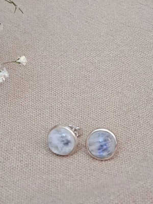 Silver earrings 925 with rainbow moonstone like new