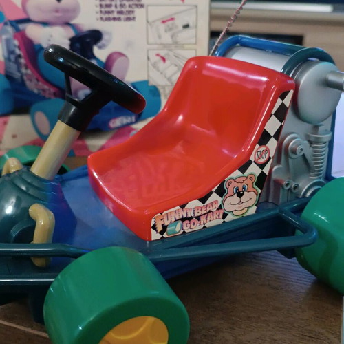 Bear toy in Kart 1995 like new, Mani industries