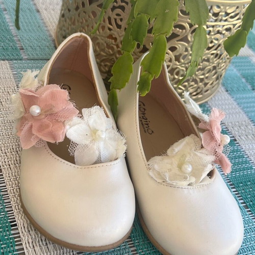 Gorgino baptism leather ballerinas like new, size 21