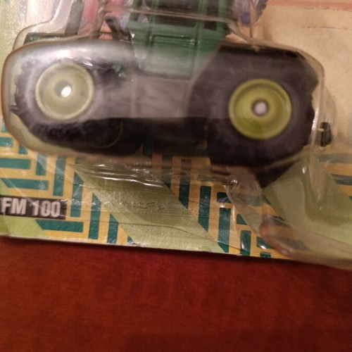 Matchbox tractor set with 2 cows and trailers from 1990 new