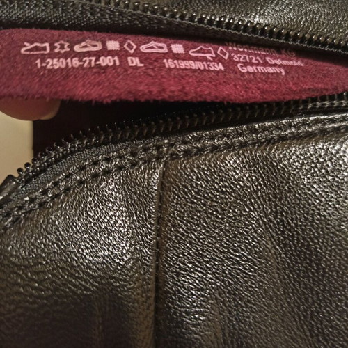 Tamaris ankle boots No 41 like new, black leather
