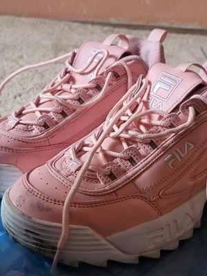 Fila women's sports shoes size 38, pink
