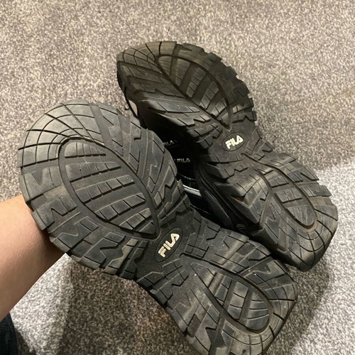 Fila black sneakers with platform sole like new, size 38