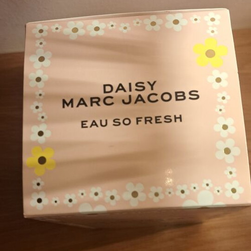 Marc Jacobs Daisy Eau de Toilette 75ml new authentic perfume