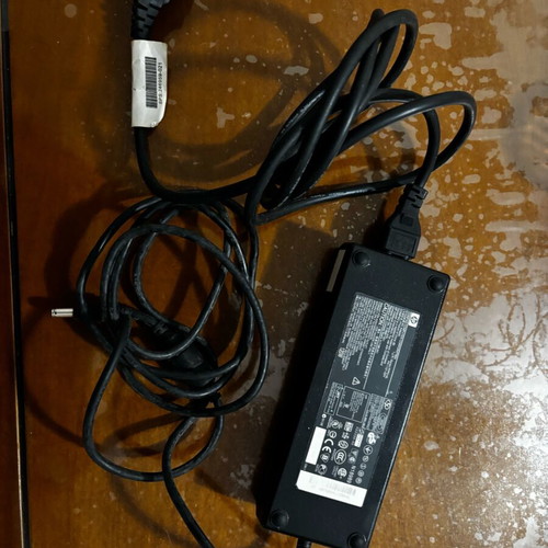 HP laptop charger used