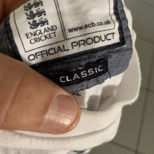 Manchester United collectible Tshirt, Swatch watch, and England Cricket T shirt like new