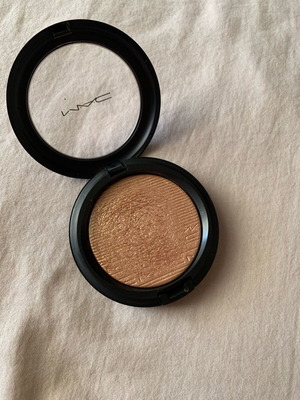 Mac Highlighter Oh Darling like new