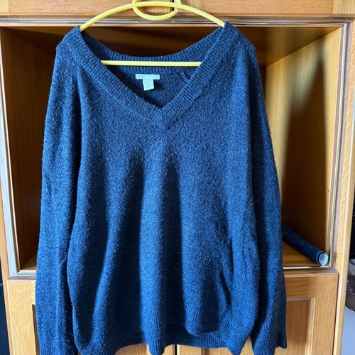 H&M knitted sweater dark charcoal like new